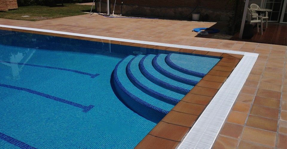 Construcción Piscinas Desbordantes